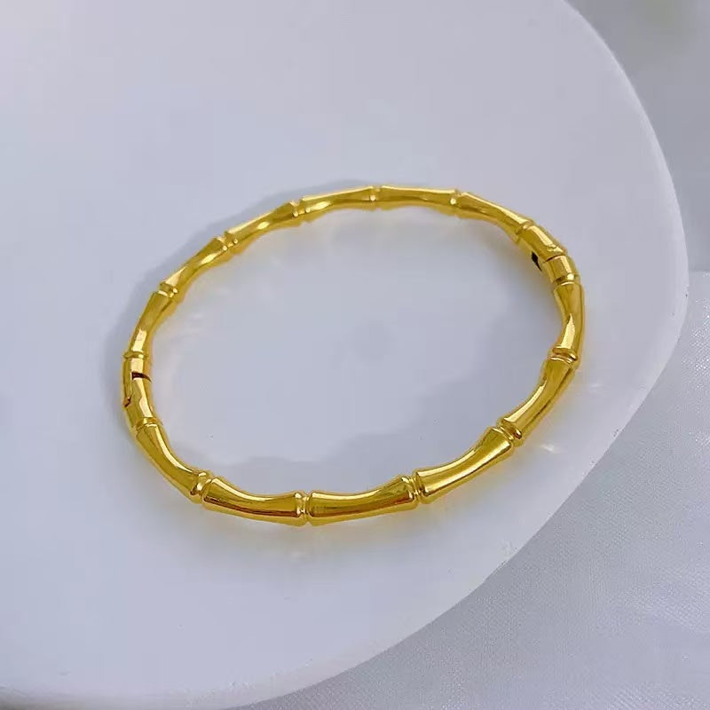 Stainless steel gold plated bracelet 2-year color warranty, minimum order of 50 pieces