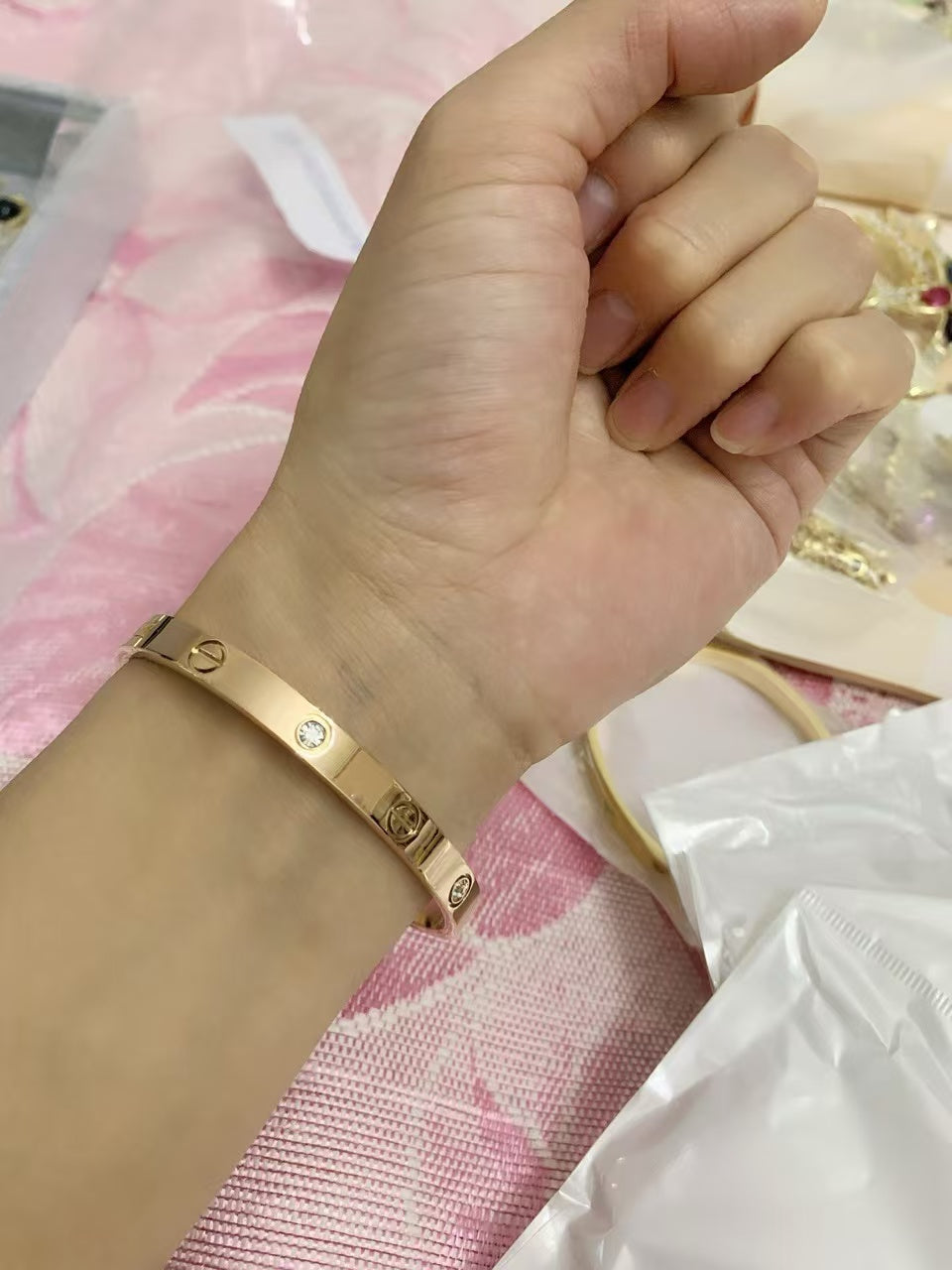 #4 Stainless steel rose gold bracelet 2 year color warranty with a minimum order of 50 pieces