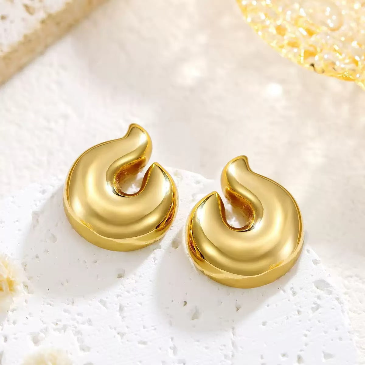 #31 Stainless Steel Rose Gold Earrings 2 Year Color Warranty with 50 Pieces for Minimum Order